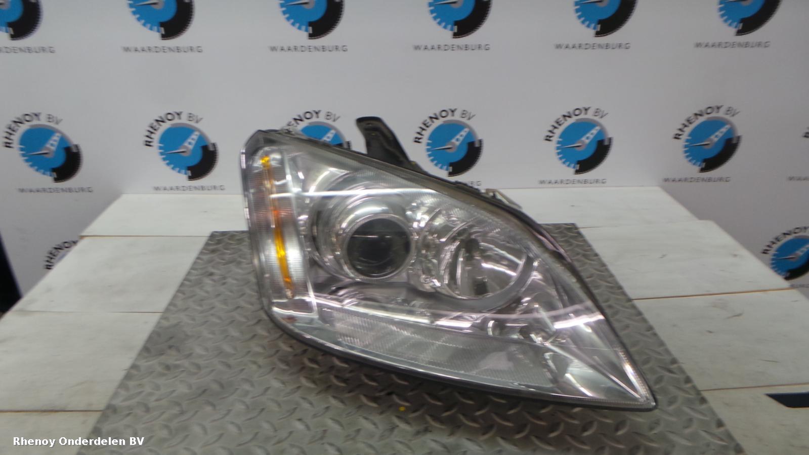 View Auto part KOPLAMP R FORD FOCUS C MAX 2005