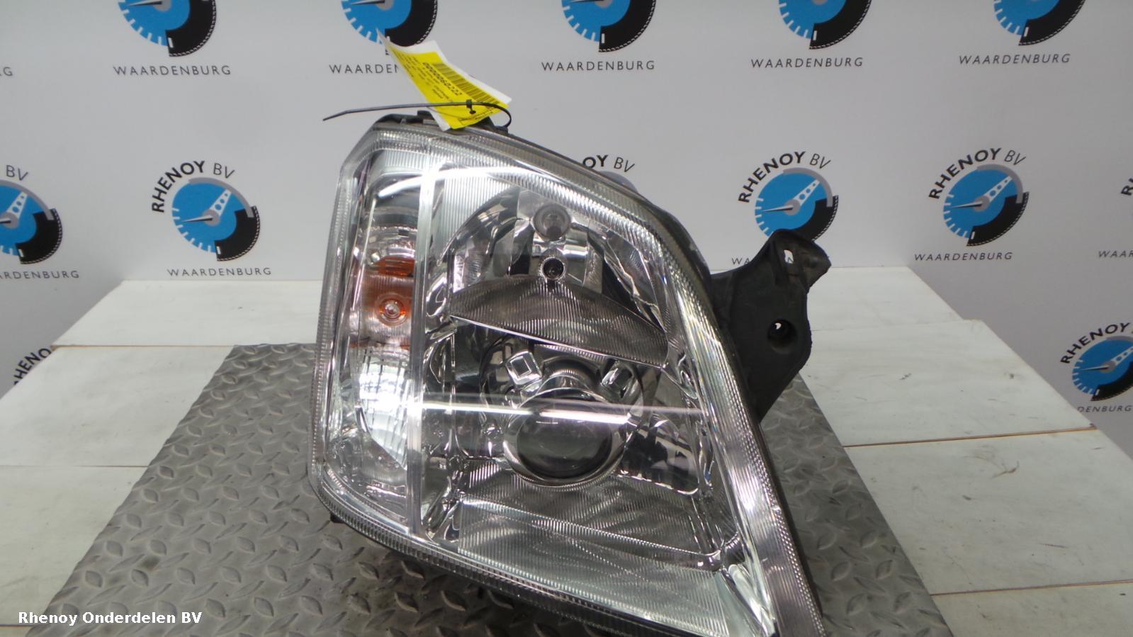 2003 OPEL / VAUXHALL MERIVA KOPLAMP R View Auto part KOPLAMP R OPEL / VAUXHALL MERIVA 2003