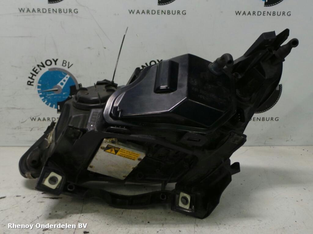 Bekijk Auto-onderdeel KOPLAMP R BMW 5 SERIES 2003