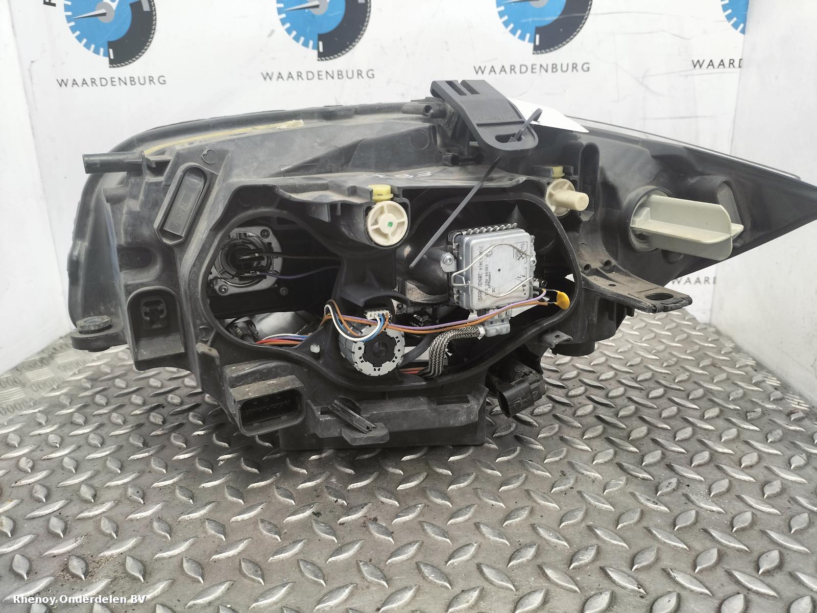 View Auto part KOPLAMP R BMW 1 SERIES 2004