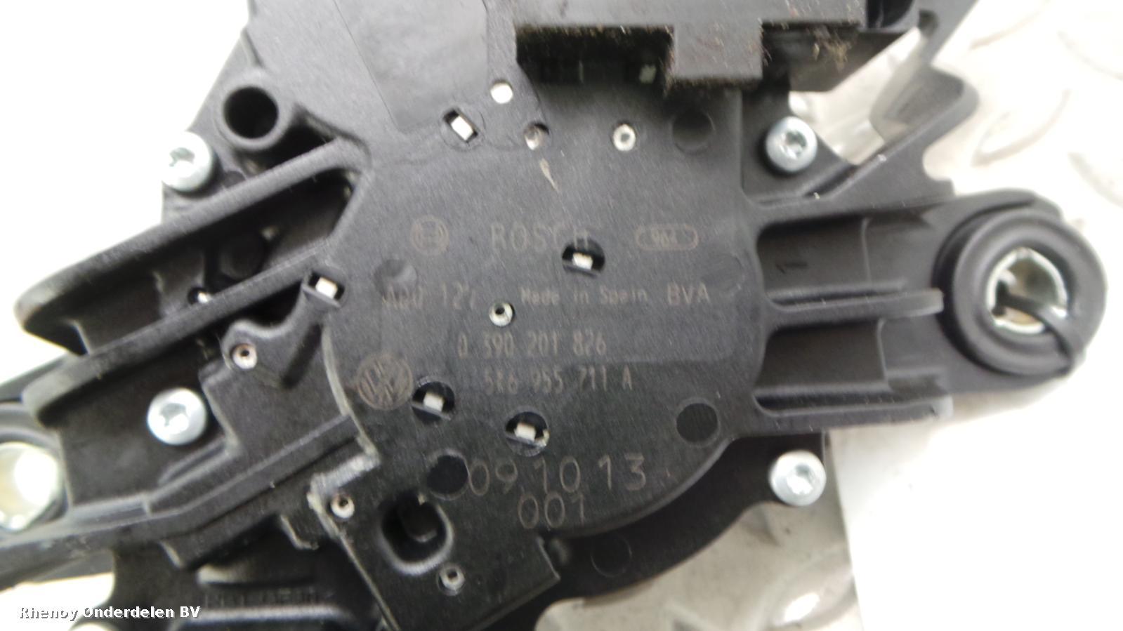 Bekijk Auto-onderdeel RUITENWISSERMOTOR ACHTER VOLKSWAGEN GOLF 2009