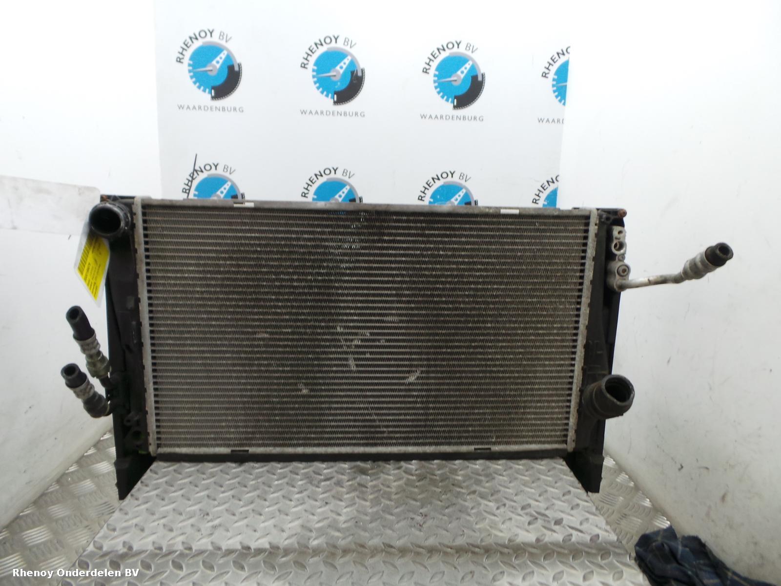 Bekijk Auto-onderdeel RADIATEUR BMW 3 SERIES 2006