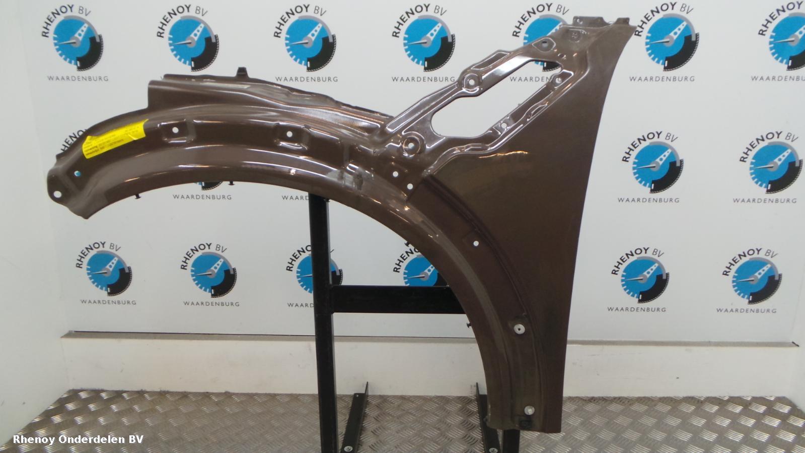 Bekijk Auto-onderdeel VOORSCHERM L MINI (BMW) COUNTRYMAN 2010