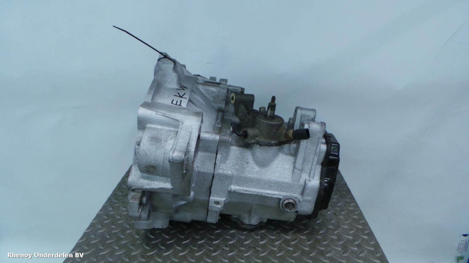 View Auto part TRANSMISSIE / VERSNELLINGSBAK SEAT IBIZA 2001