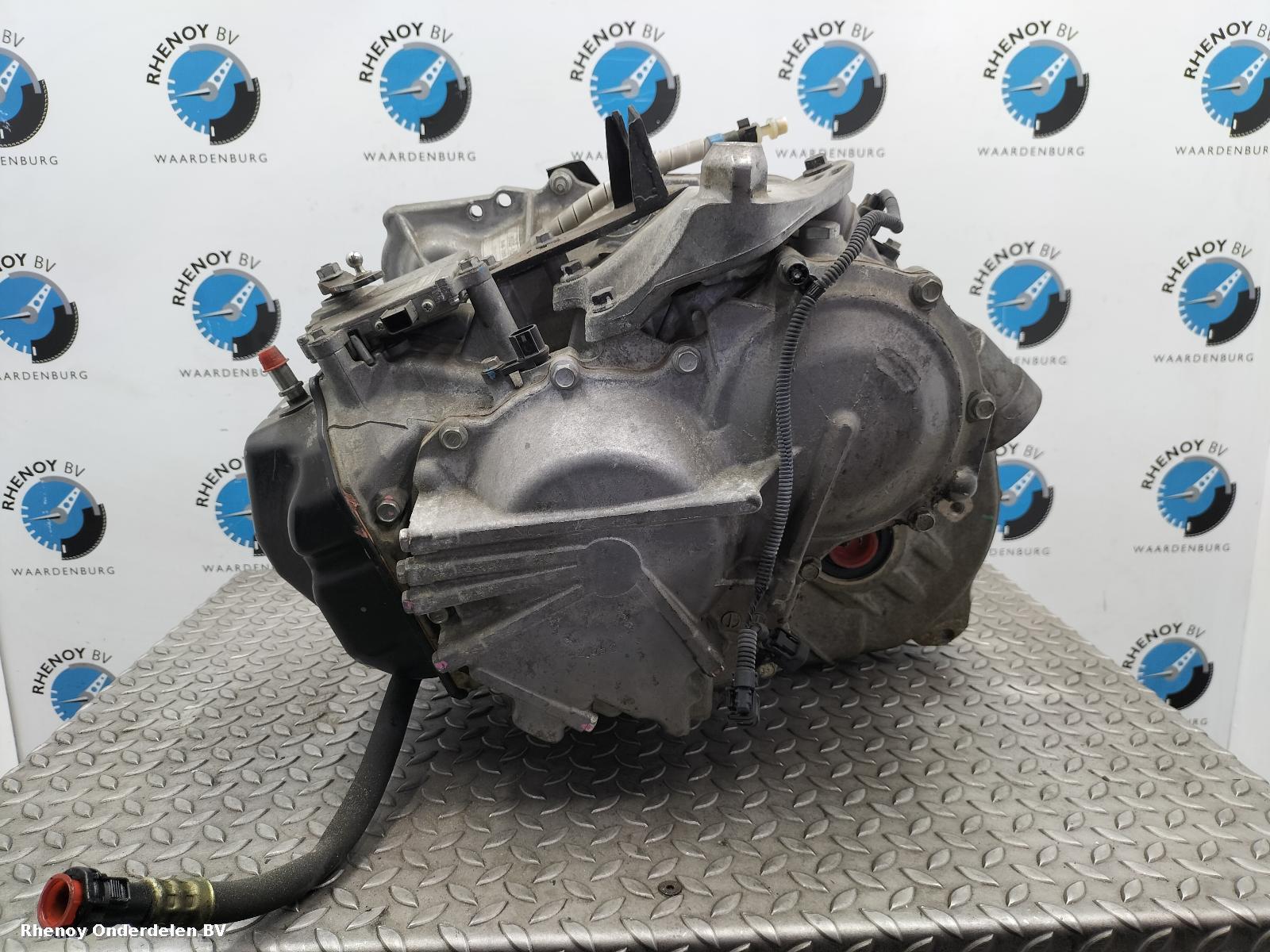 2009 FORD KUGA TRANSMISSIE / VERSNELLINGSBAK View Auto part TRANSMISSIE / VERSNELLINGSBAK FORD KUGA 2009