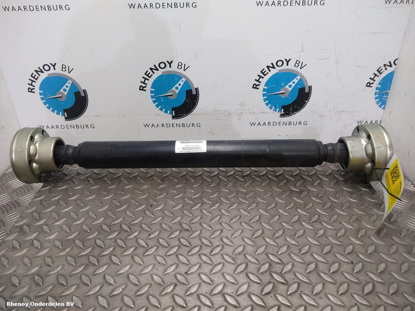 Bekijk Auto-onderdeel TUSSENAS VOOR VOLKSWAGEN TOUAREG 2006