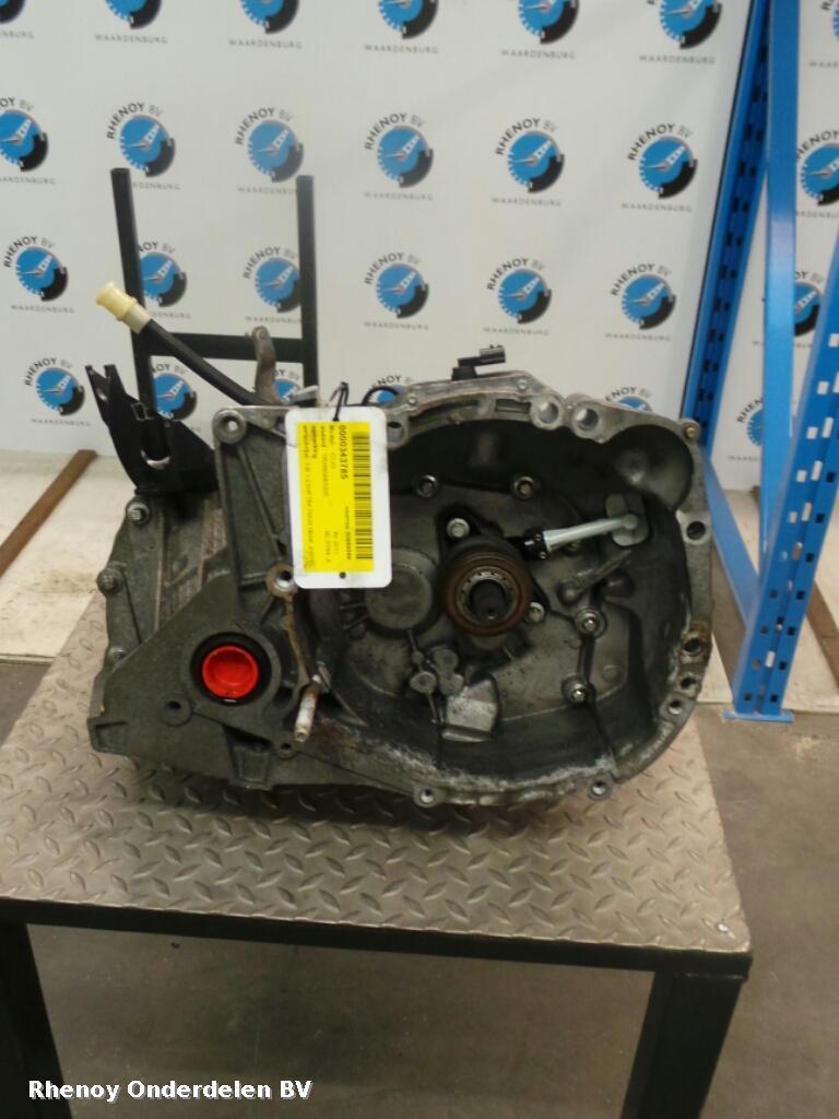 View Auto part TRANSMISSIE / VERSNELLINGSBAK RENAULT CLIO 2011