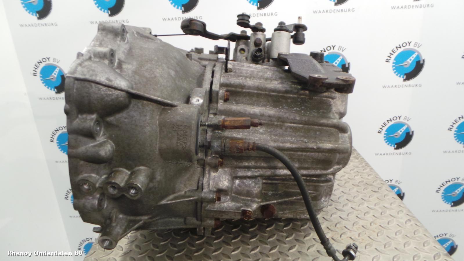 View Auto part TRANSMISSIE / VERSNELLINGSBAK KIA SORENTO 2009