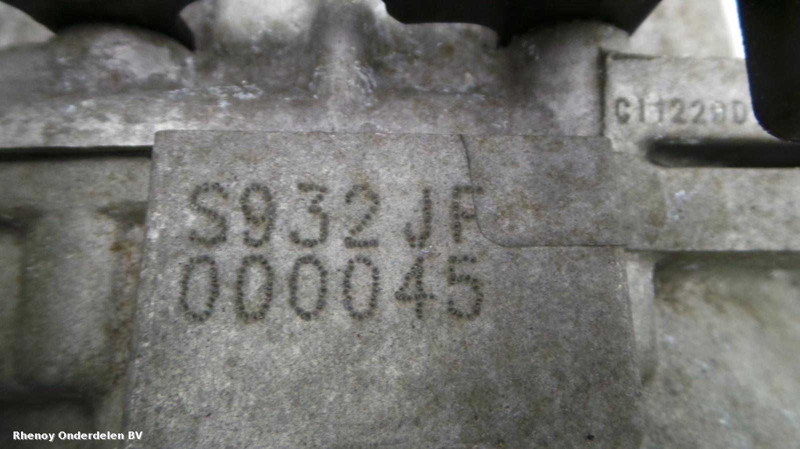 View Auto part TRANSMISSIE / VERSNELLINGSBAK KIA SORENTO 2009