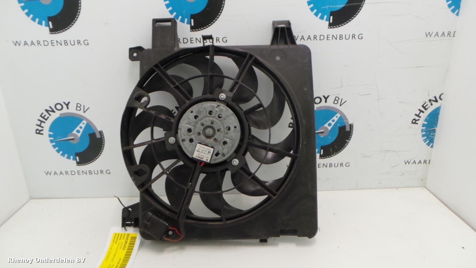 Bekijk Auto-onderdeel KOELVIN ELECTRISCH OPEL / VAUXHALL ZAFIRA 2012