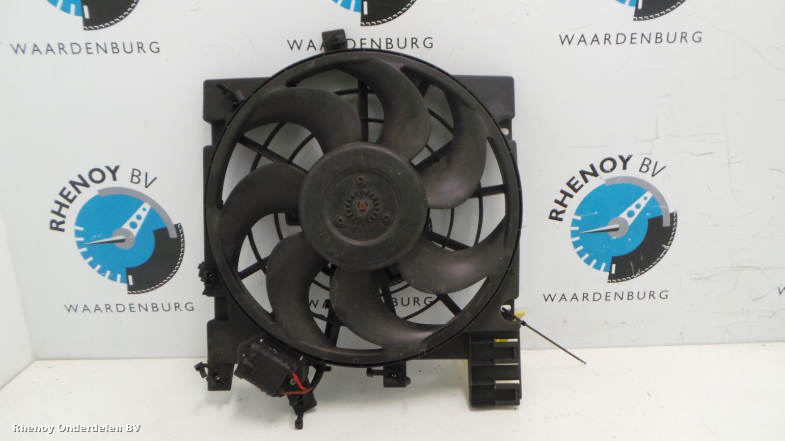 Bekijk Auto-onderdeel KOELVIN ELECTRISCH OPEL / VAUXHALL ZAFIRA 2012