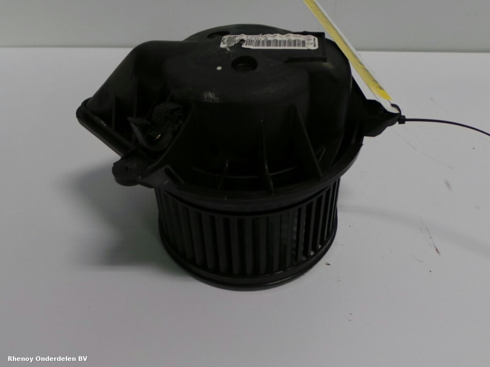 View Auto part KACHELMOTOR RENAULT TRAFIC 2010