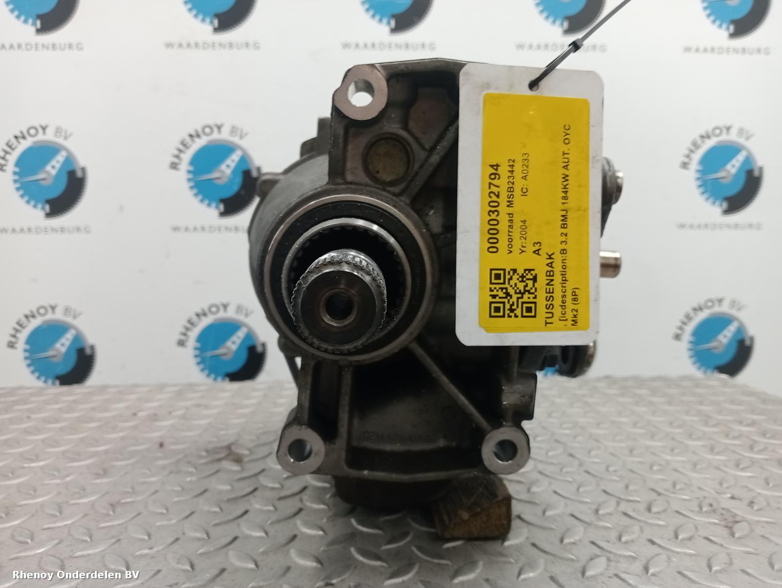 Bekijk Auto-onderdeel TUSSENBAK AUDI A3 2004