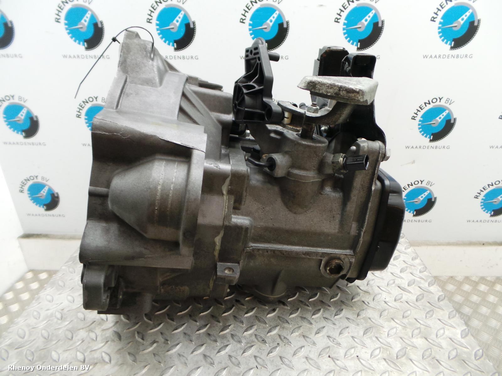 View Auto part TRANSMISSIE / VERSNELLINGSBAK VOLKSWAGEN POLO 2012