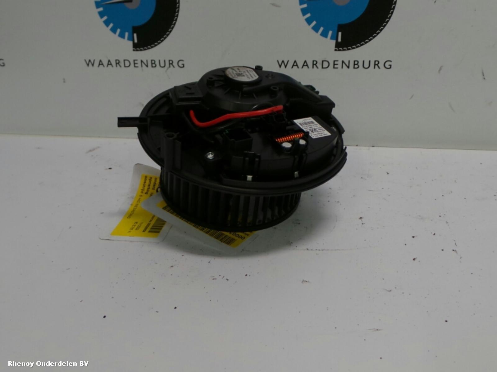 Bekijk Auto-onderdeel KACHELMOTOR VOLKSWAGEN GOLF 2009