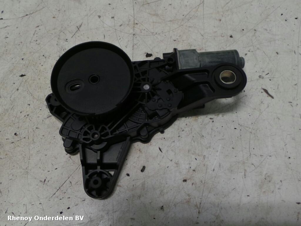 View Auto part RUITENWISSERMOTOR ACHTER BMW 3 SERIES 2012