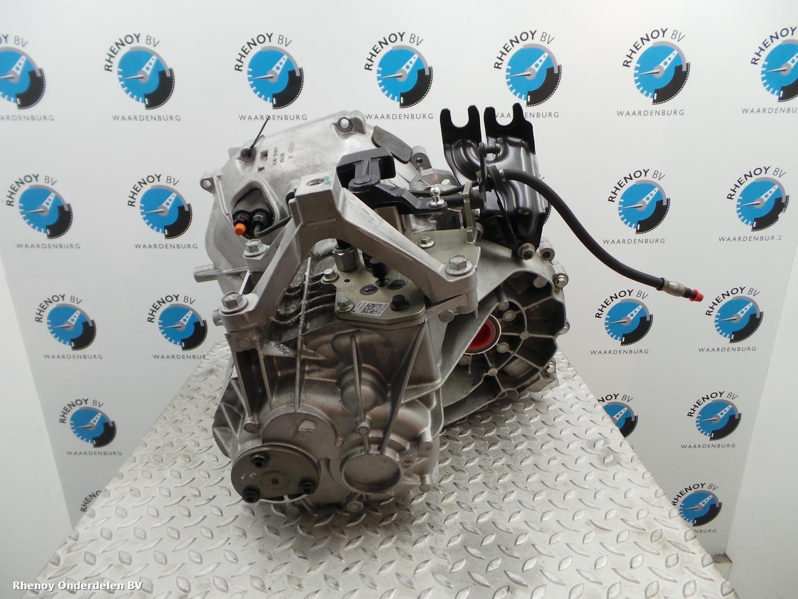 View Auto part TRANSMISSIE / VERSNELLINGSBAK FORD FOCUS 2014