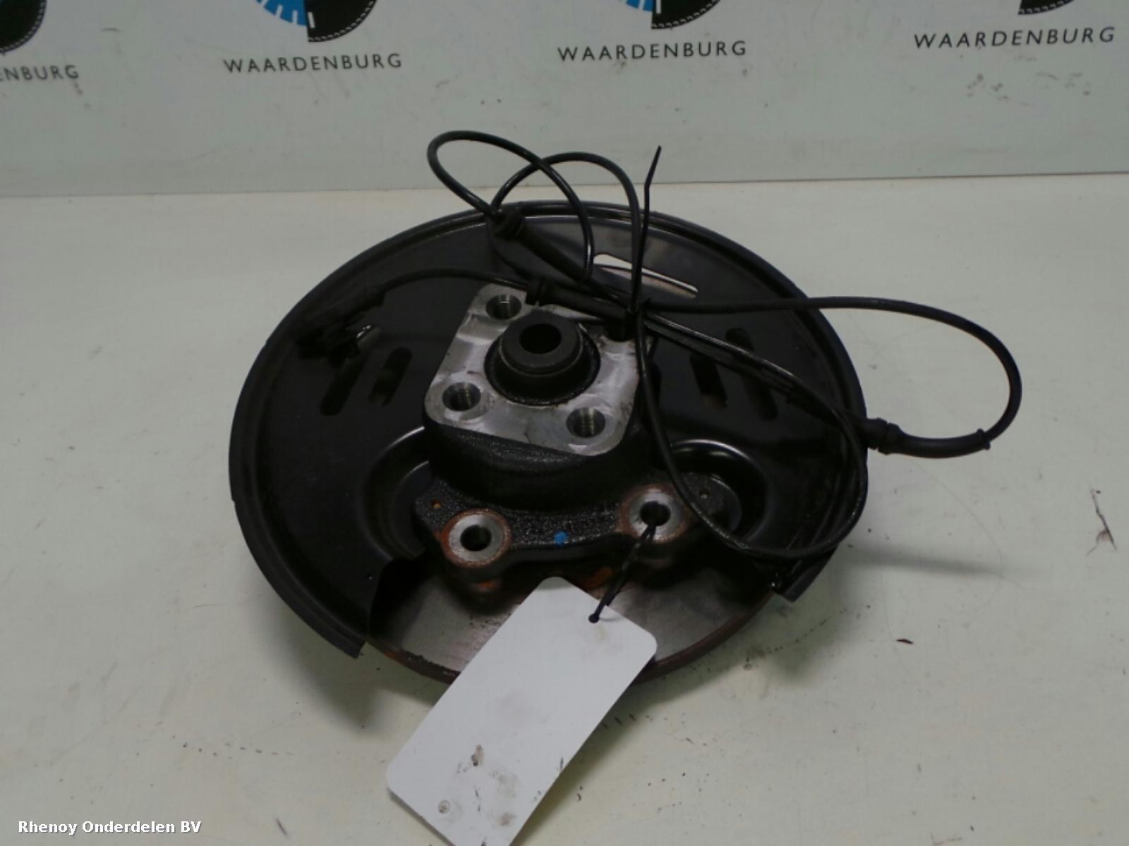 Bekijk Auto-onderdeel FUSEE RA  RENAULT KANGOO 2013