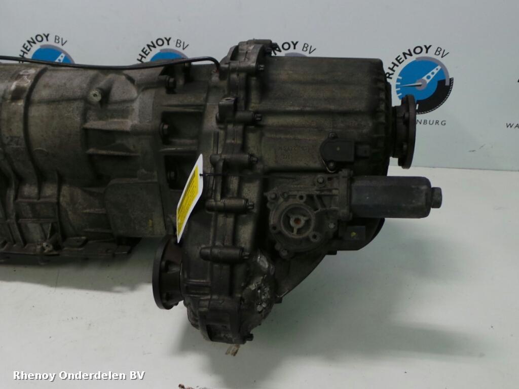 View Auto part TUSSENBAK LAND ROVER RANGE ROVER SPORT 2006