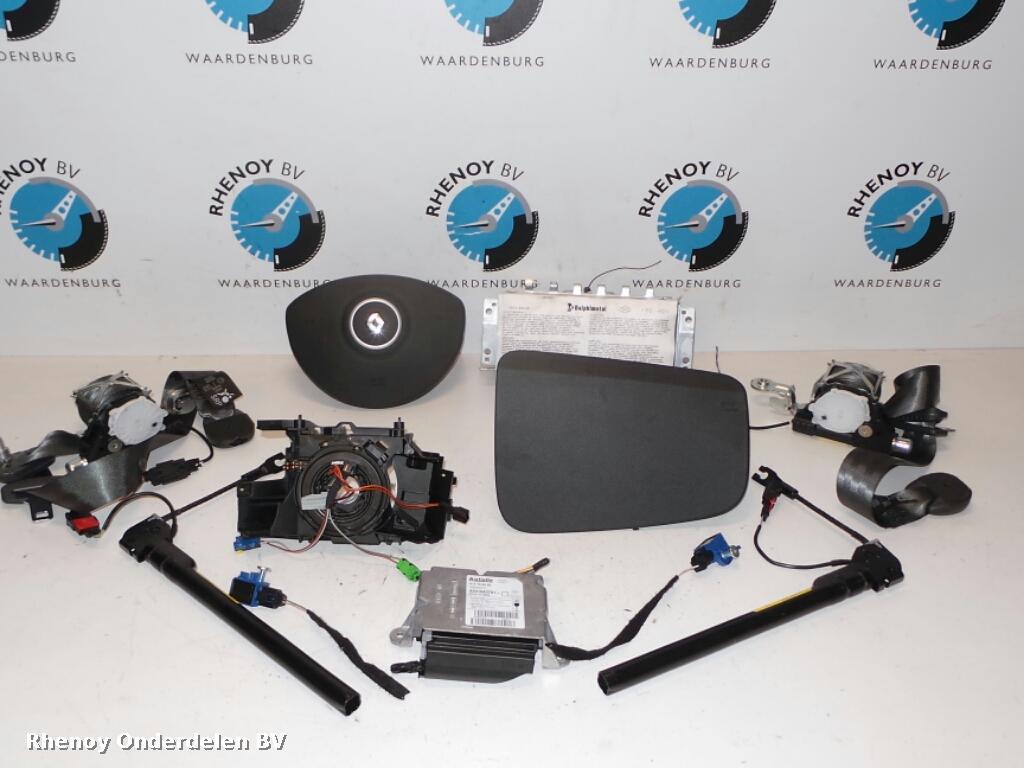 Bekijk Auto-onderdeel AIRBAG SET RENAULT CLIO 2013