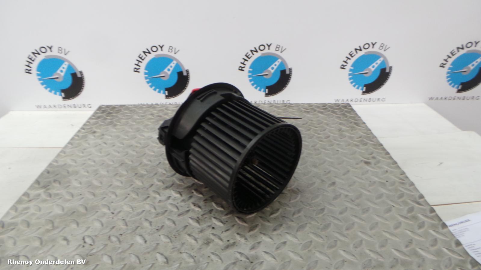 View Auto part KACHELMOTOR DACIA SANDERO 2013