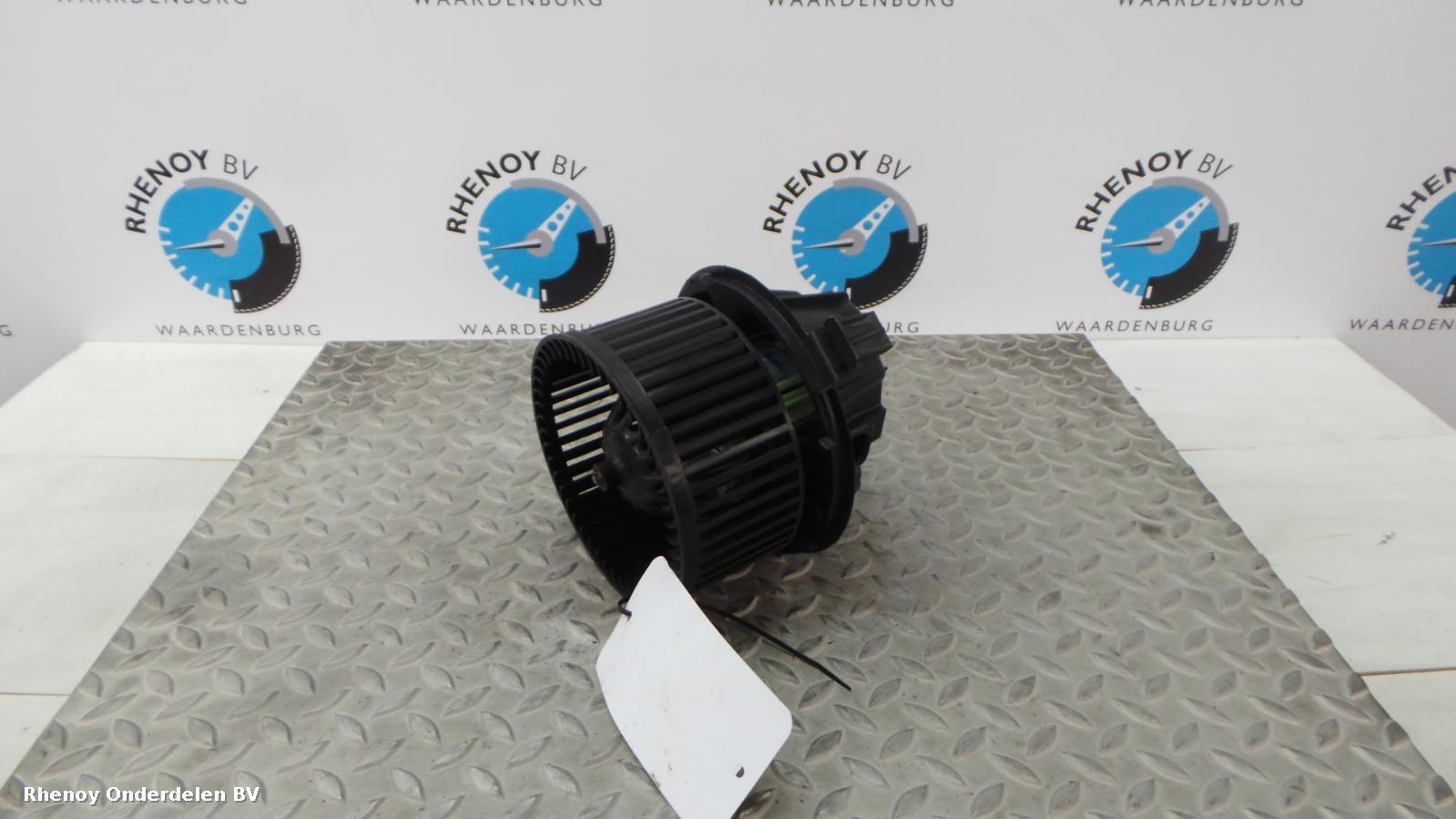 2013 DACIA DUSTER KACHELMOTOR View Auto part KACHELMOTOR DACIA DUSTER 2013