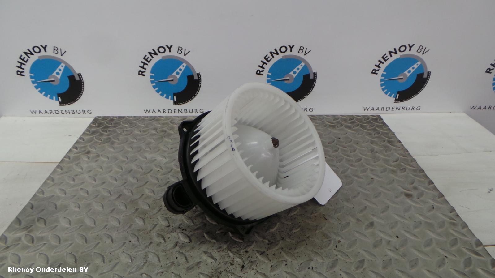 View Auto part KACHELMOTOR HYUNDAI I30 2013