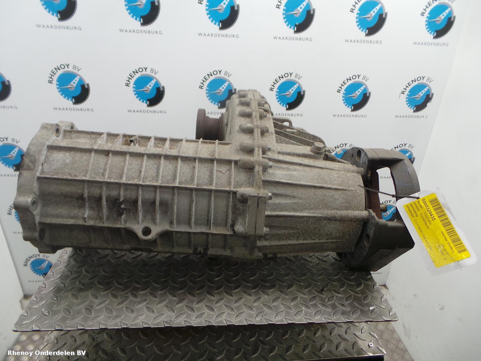 View Auto part TUSSENBAK VOLKSWAGEN TOUAREG 2012