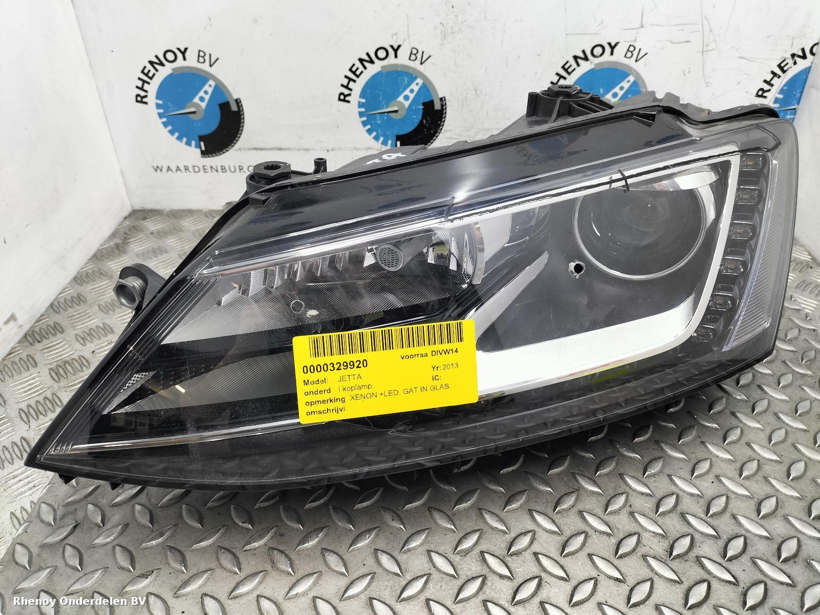 Bekijk Auto-onderdeel KOPLAMP L VOLKSWAGEN JETTA 2013