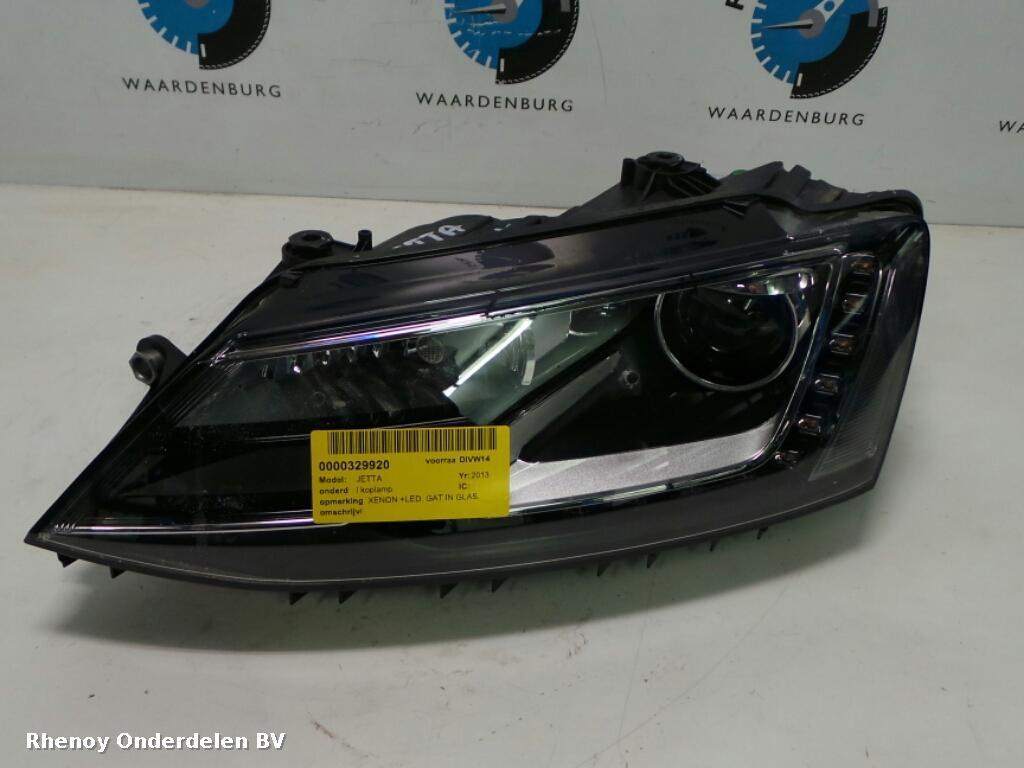Bekijk Auto-onderdeel KOPLAMP L VOLKSWAGEN JETTA 2013
