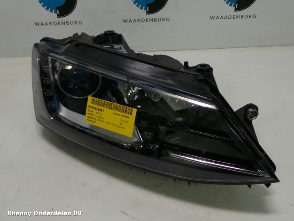 View Auto part R Headlamp VOLKSWAGEN JETTA 2013