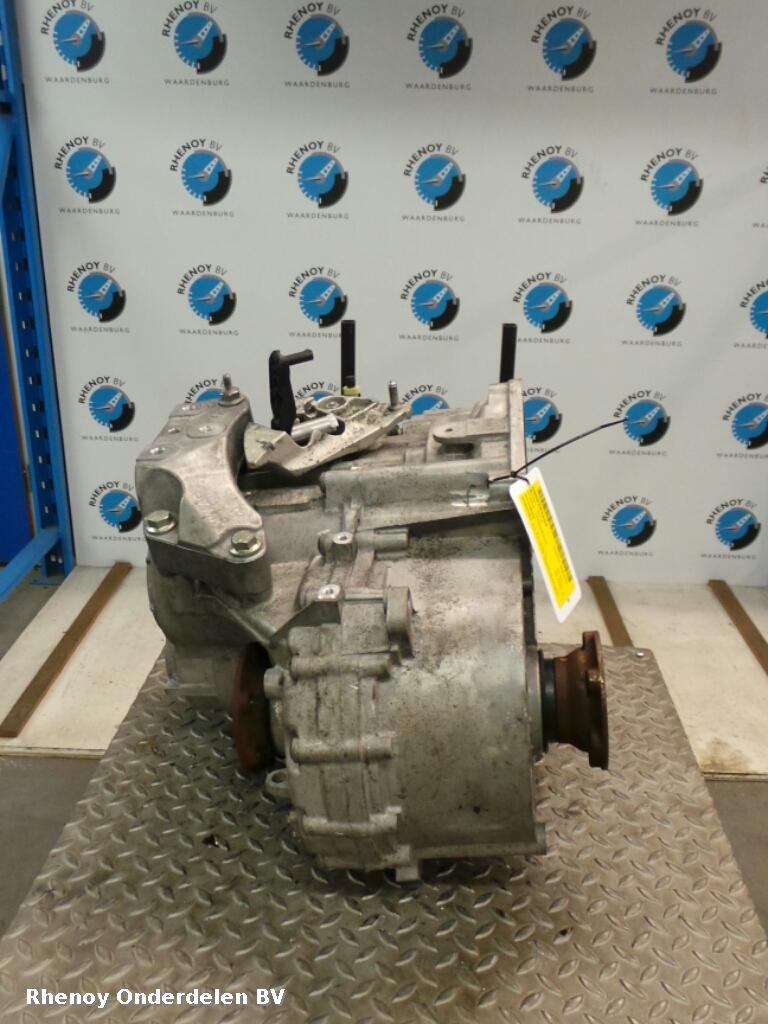 2012 SEAT LEON TRANSMISSIE / VERSNELLINGSBAK View Auto part TRANSMISSIE / VERSNELLINGSBAK SEAT LEON 2012