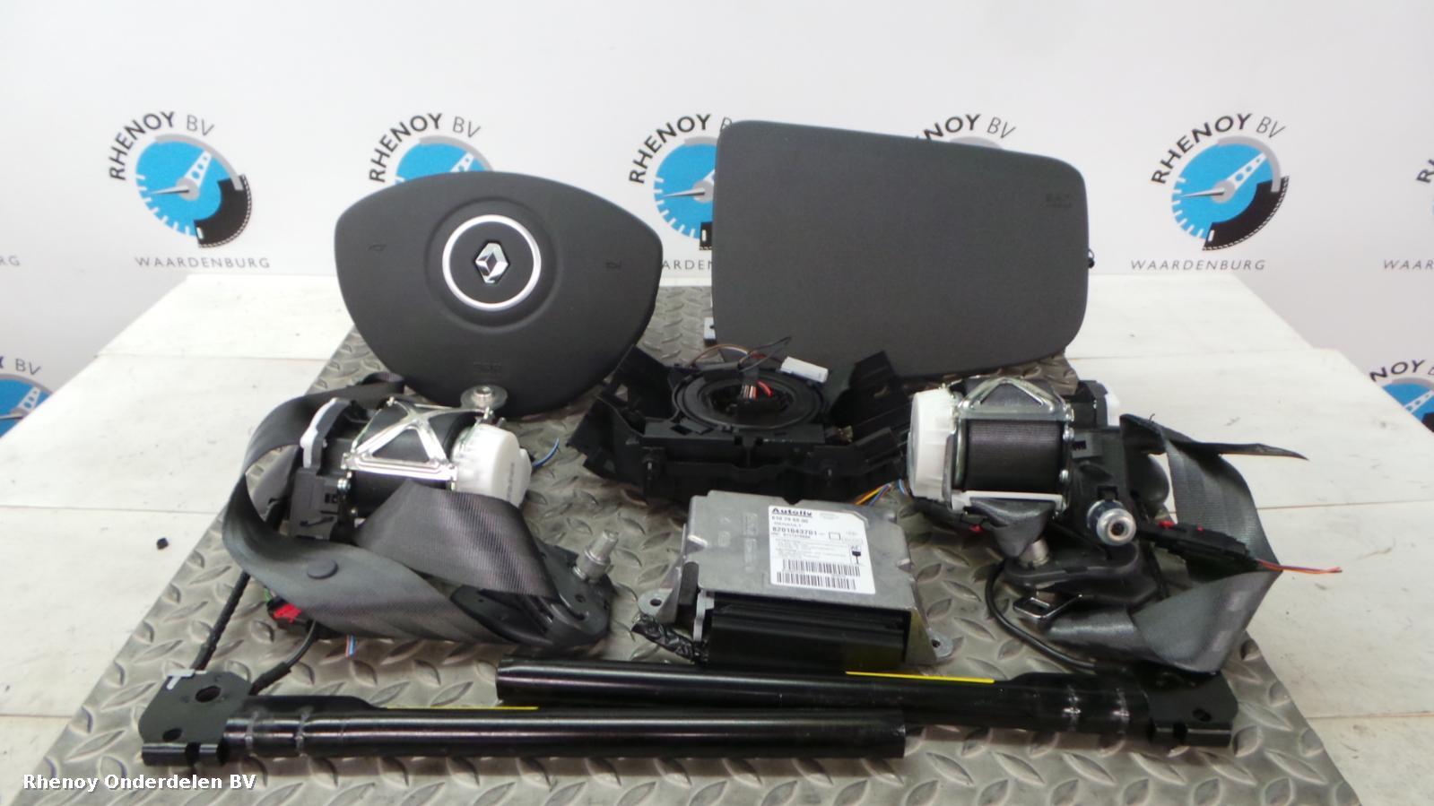 2013 RENAULT CLIO AIRBAG SET View Auto part AIRBAG SET RENAULT CLIO 2013