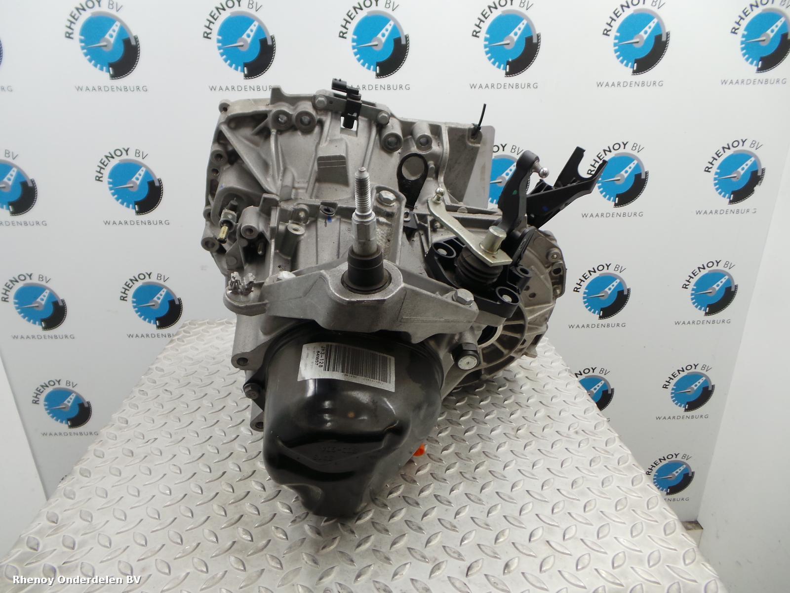 2013 RENAULT CLIO TRANSMISSIE / VERSNELLINGSBAK View Auto part TRANSMISSIE / VERSNELLINGSBAK RENAULT CLIO 2013