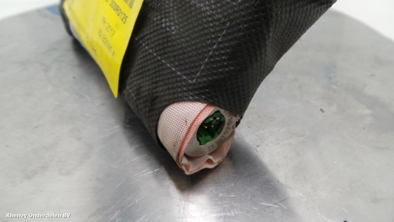 View Auto part AIRBAG RECHTS RENAULT CLIO 2013