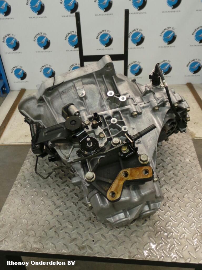 2013 HYUNDAI I20 TRANSMISSIE / VERSNELLINGSBAK View Auto part TRANSMISSIE / VERSNELLINGSBAK HYUNDAI I20 2013