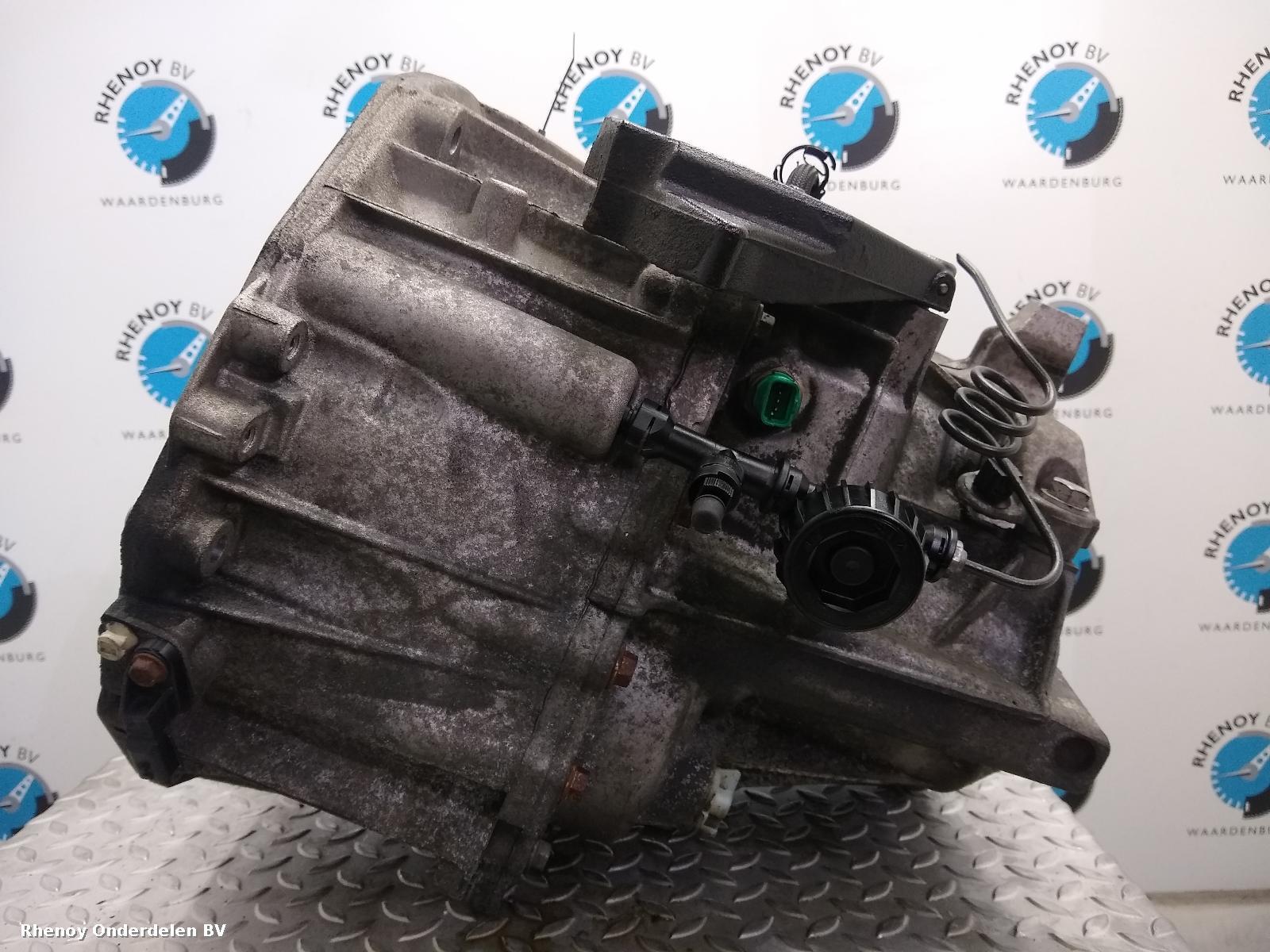 View Auto part TRANSMISSIE / VERSNELLINGSBAK RENAULT MEGANE 2010