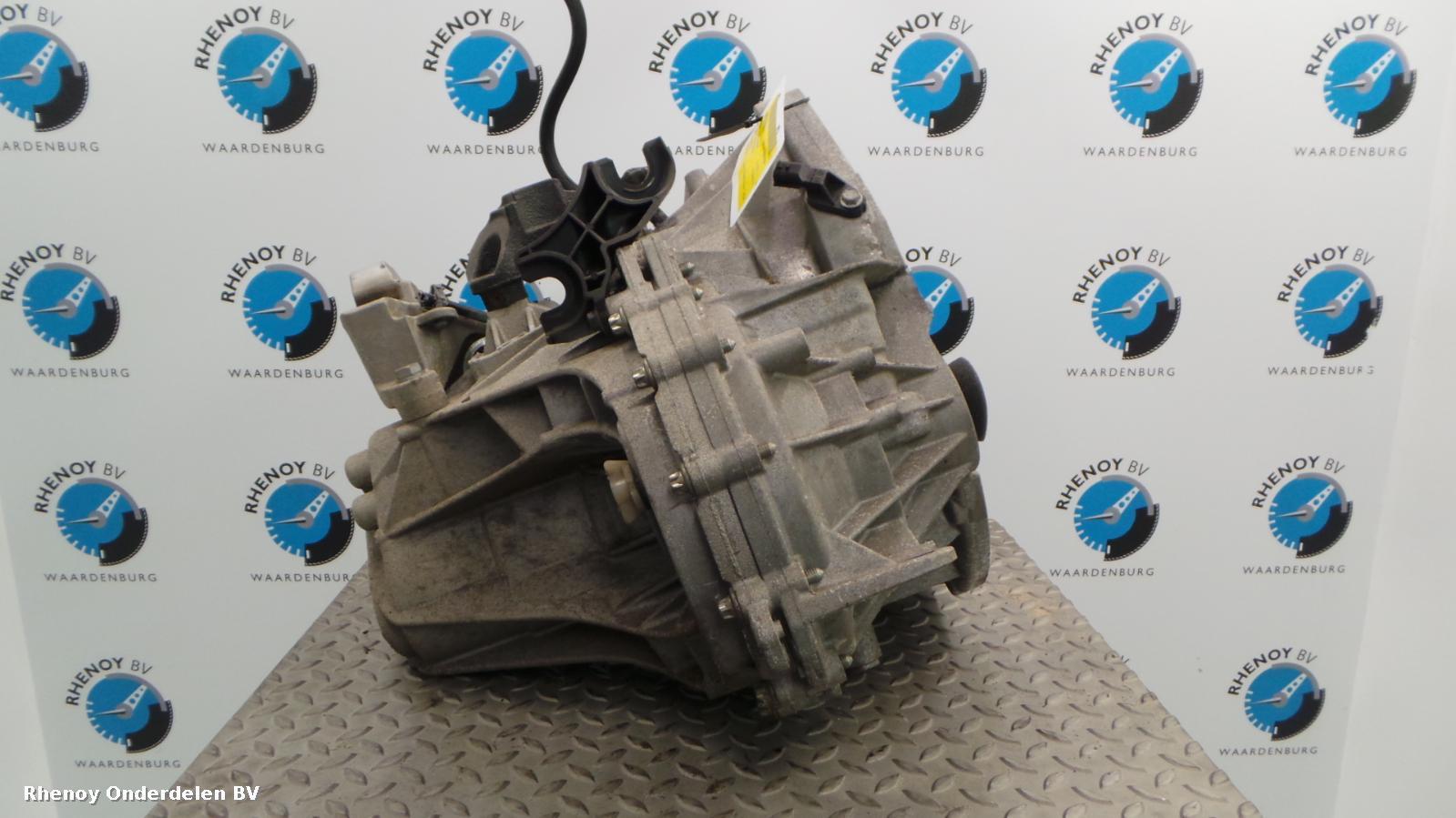 View Auto part TRANSMISSIE / VERSNELLINGSBAK RENAULT SCENIC 2010