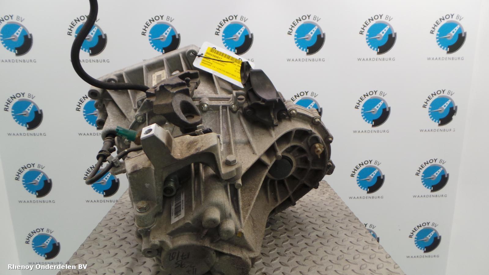 View Auto part TRANSMISSIE / VERSNELLINGSBAK RENAULT SCENIC 2010