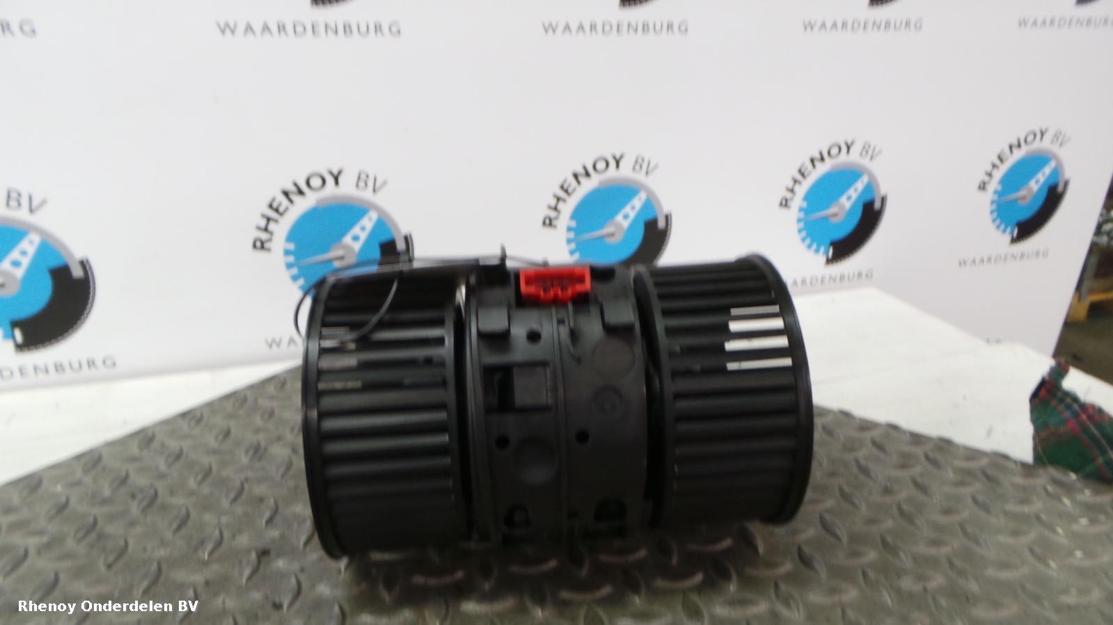 Bekijk Auto-onderdeel KACHELMOTOR RENAULT SCENIC 2010