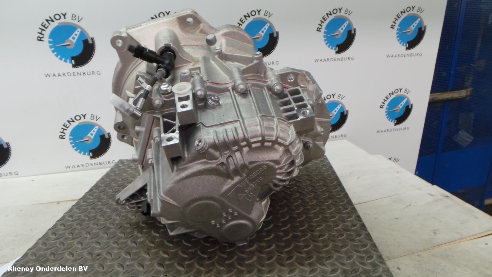 View Auto part TRANSMISSIE / VERSNELLINGSBAK OPEL / VAUXHALL CORSA 2015