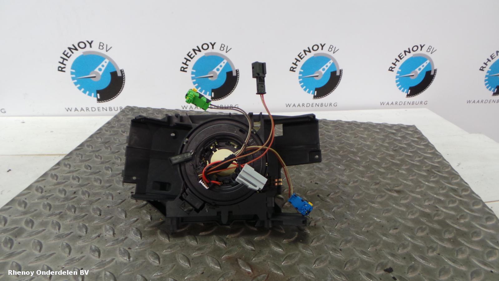 2010 RENAULT CLIO AIRBAG SET View Auto part AIRBAG SET RENAULT CLIO 2010