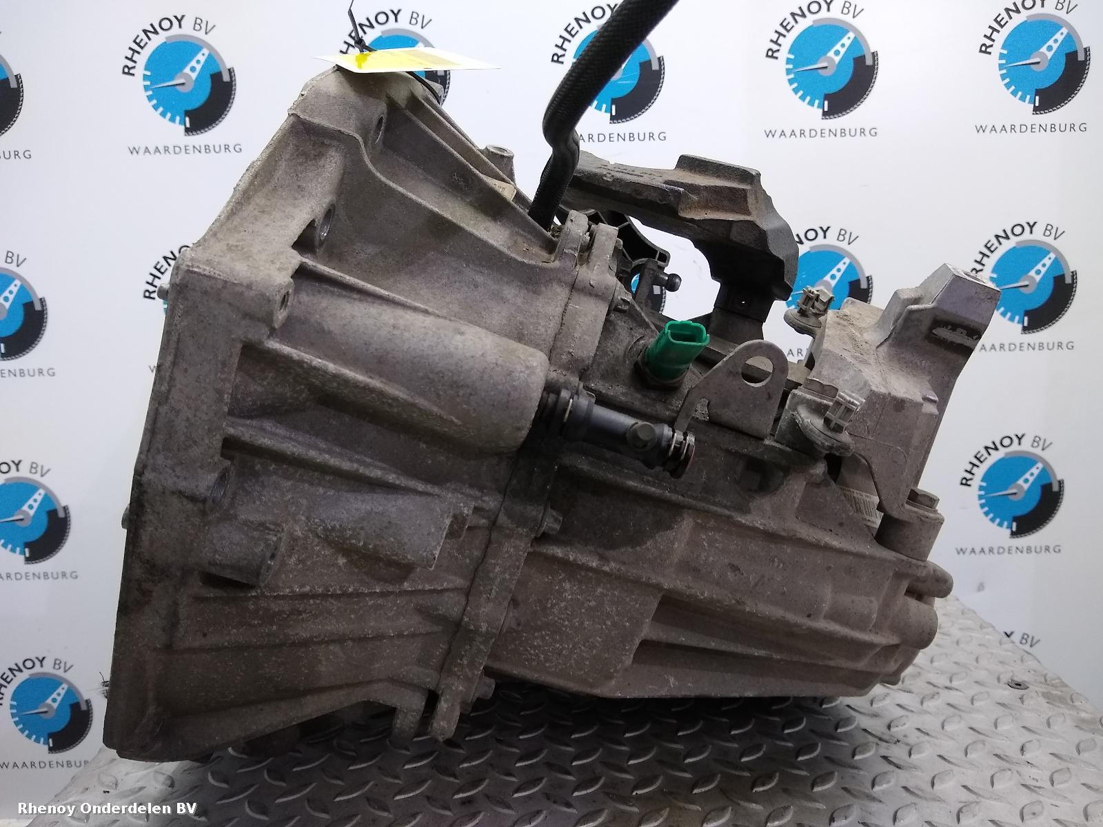 View Auto part TRANSMISSIE / VERSNELLINGSBAK RENAULT MEGANE 2013