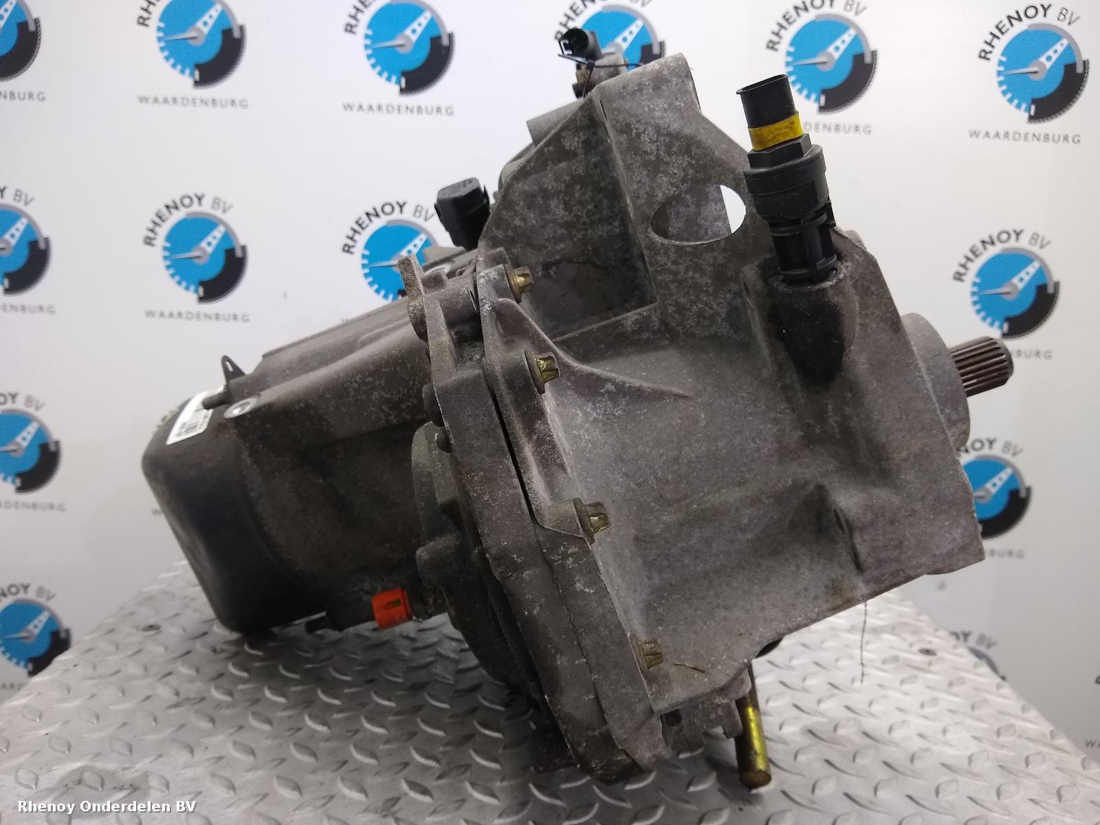 2004 RENAULT CLIO TRANSMISSIE / VERSNELLINGSBAK View Auto part TRANSMISSIE / VERSNELLINGSBAK RENAULT CLIO 2004