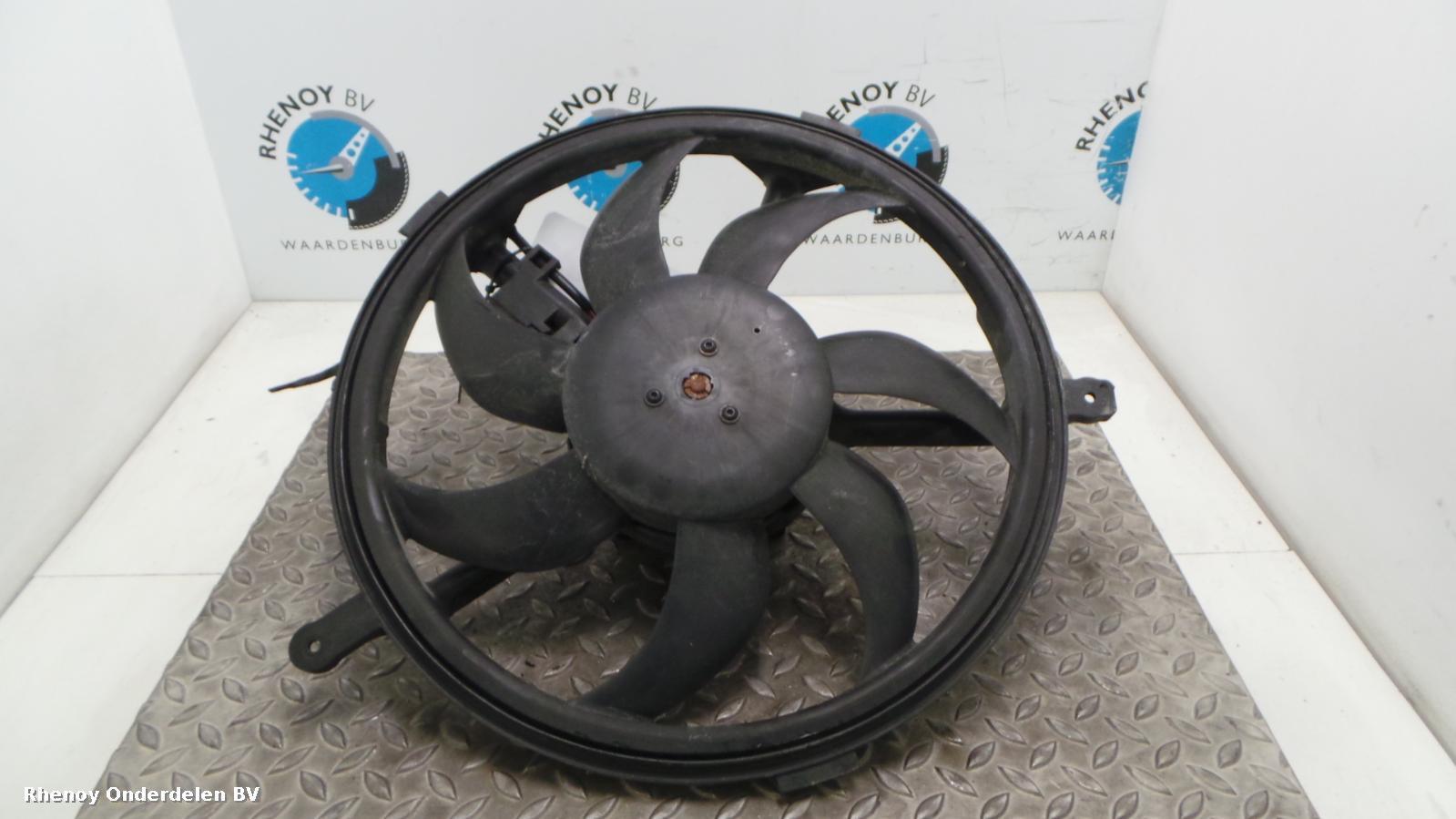 Bekijk Auto-onderdeel KOELVIN ELECTRISCH MINI (BMW) MINI 2008