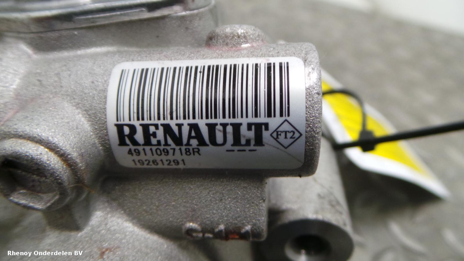 Bekijk Auto-onderdeel STUURPOMP RENAULT MASTER 2013