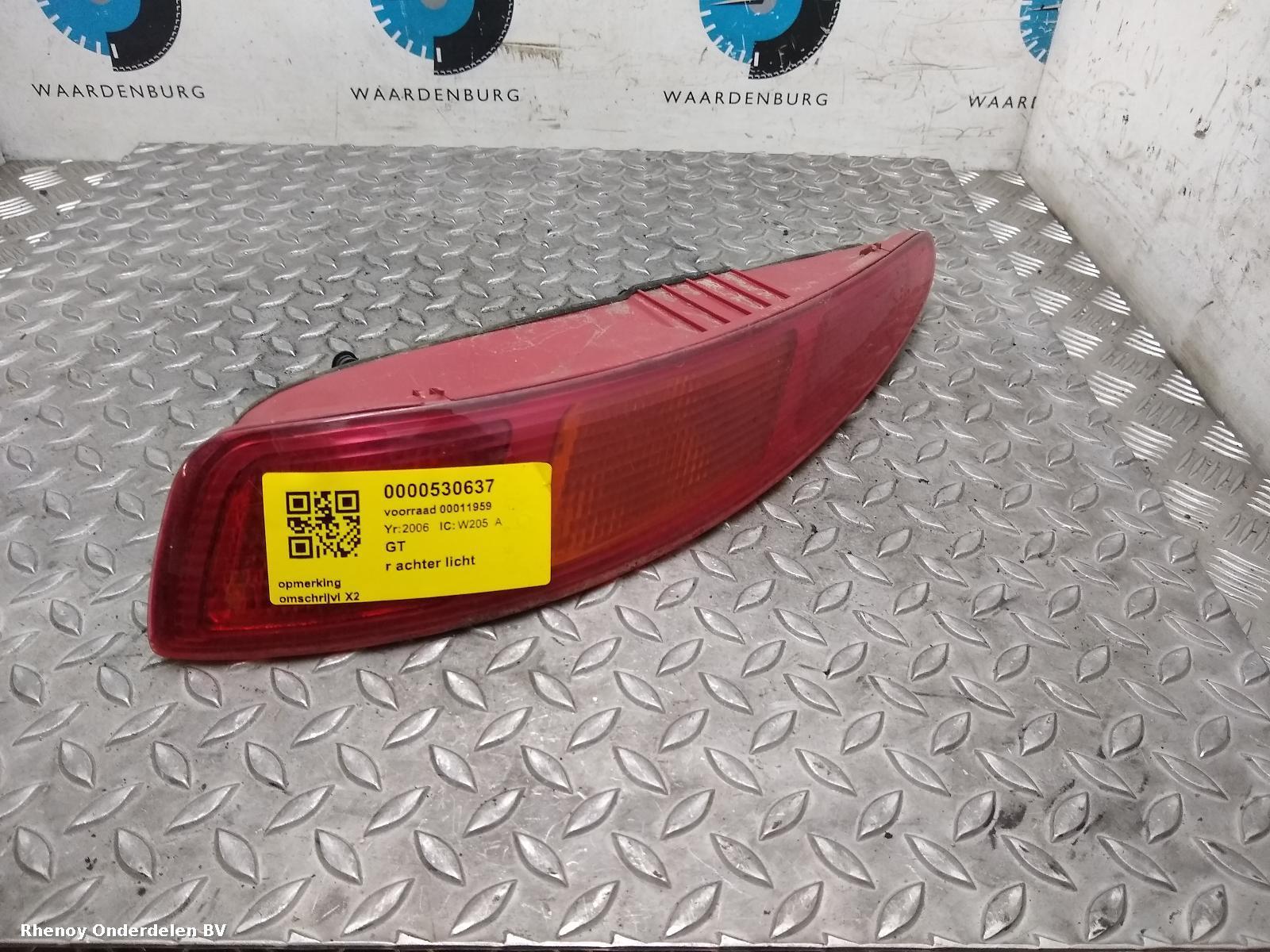 Bekijk Auto-onderdeel ACHTERLICHT R ALFA ROMEO GT 2006