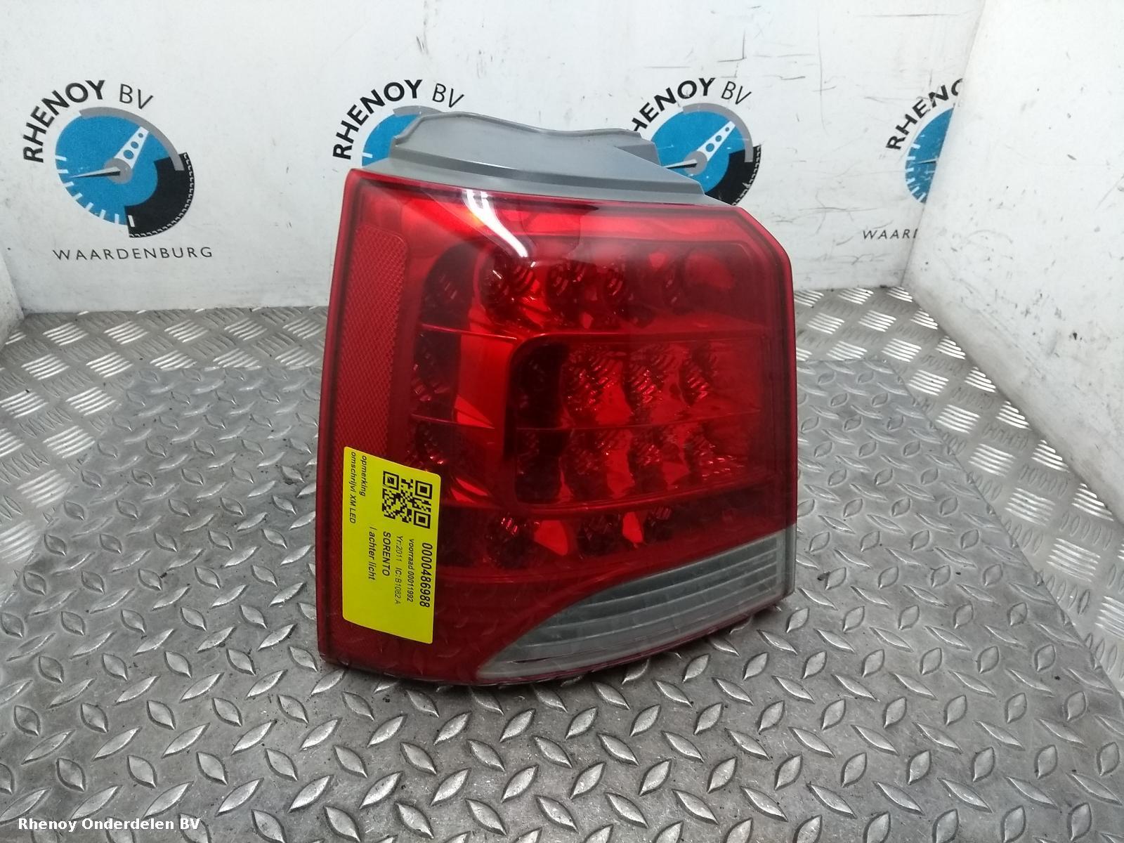 Bekijk Auto-onderdeel ACHTERLICHT L KIA SORENTO 2011