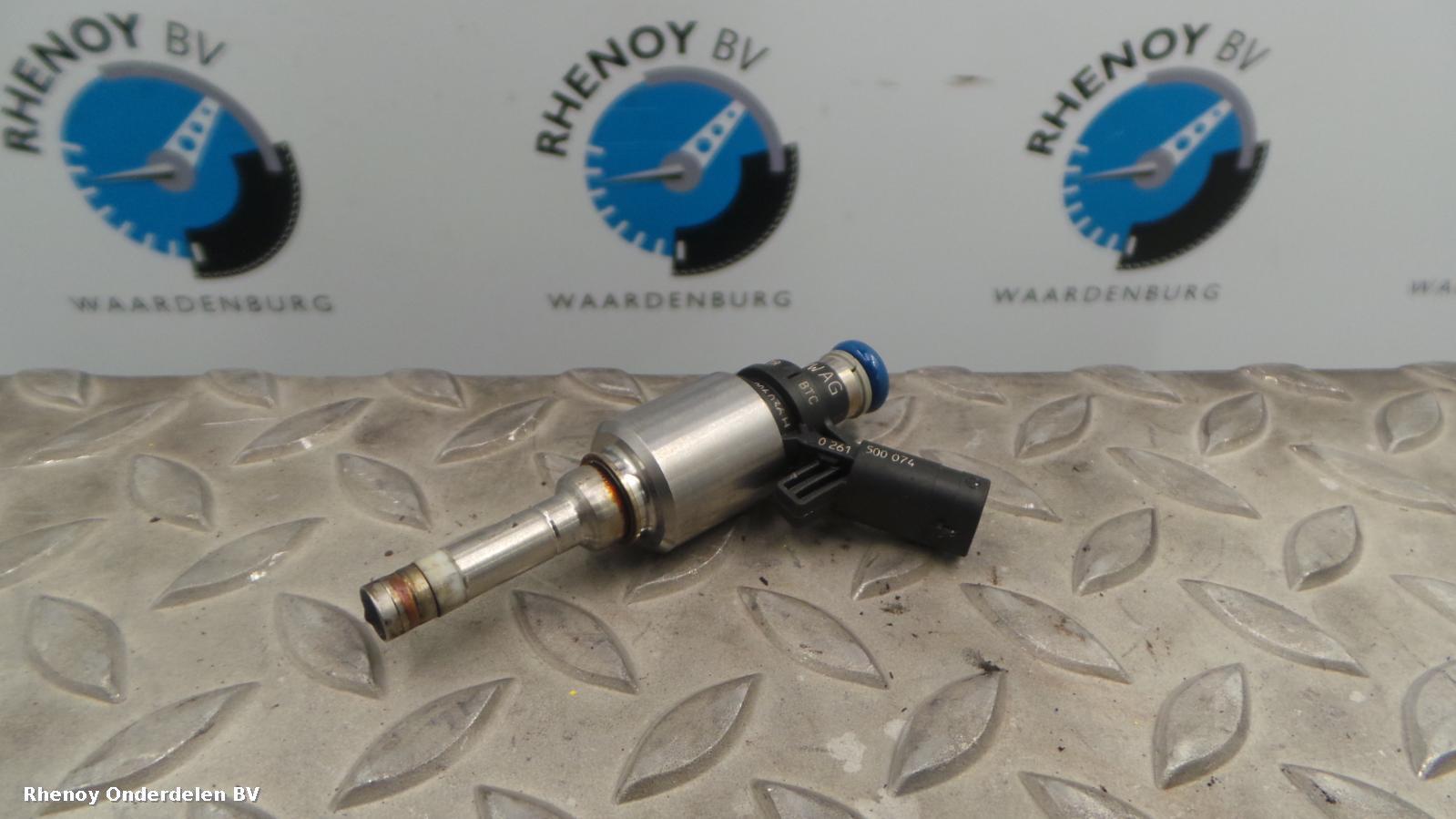 Bekijk Auto-onderdeel BRANDSTOF INJECTOR / VERSTUIVER VOLKSWAGEN PASSAT 2011