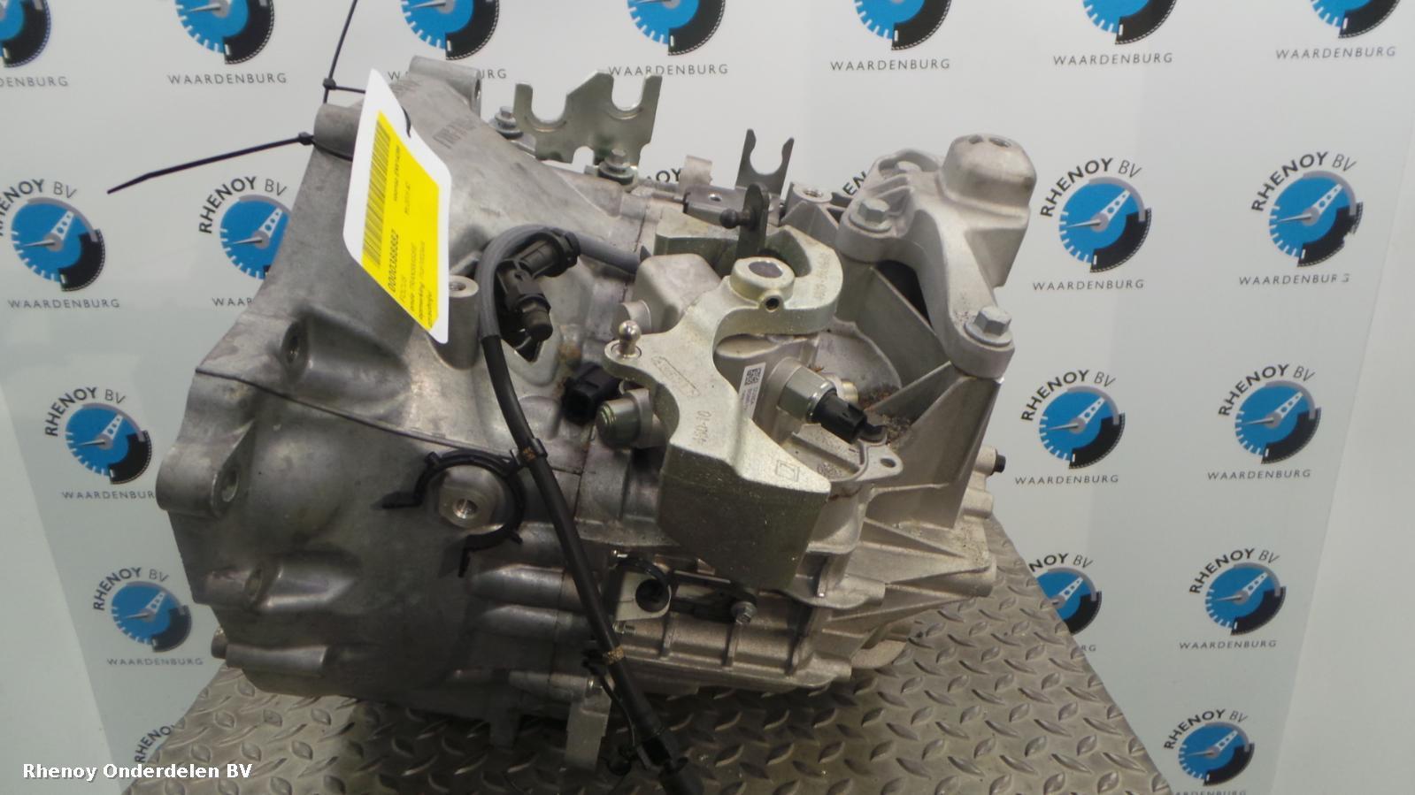 2015 FORD FOCUS C MAX Gearbox View Auto part Gearbox FORD FOCUS C MAX 2015